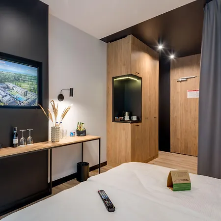 Saltic & Grzybowo فندق 4*