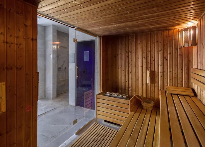 Saltic & Grzybowo Hotel 4*